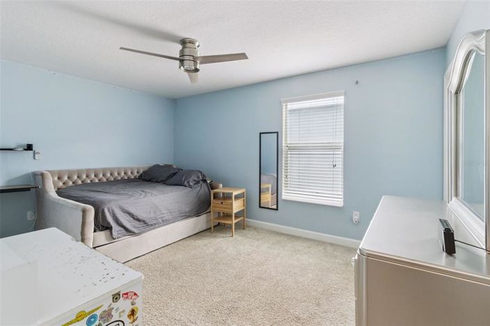 Image No.22-3 Bed Property for sale