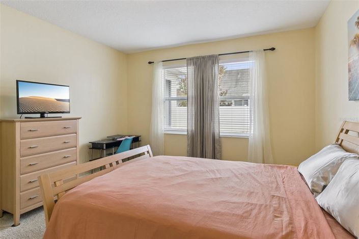 Image No.26-3 Bed Property for sale