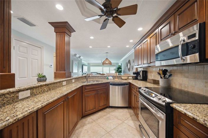 Image No.6-Propriété de 2 chambres à vendre à Sarasota