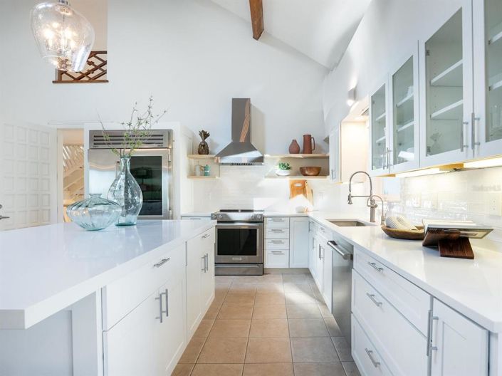 Image No.20-4 Bed Property for sale