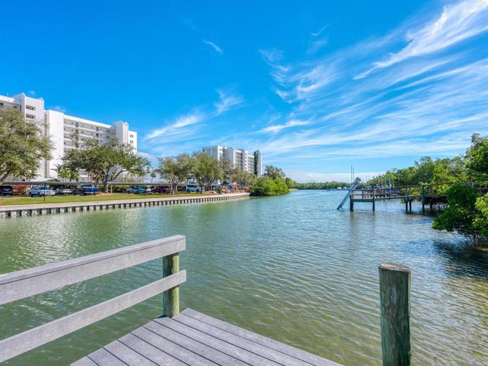 Image No.42-4 Bed Property for sale