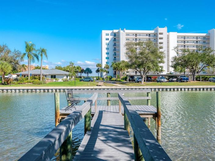 Image No.43-4 Bed Property for sale