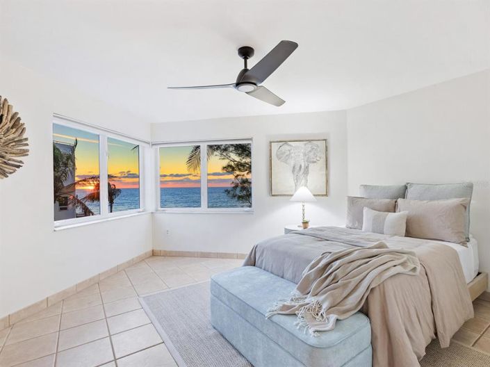 Image No.7-4 Bed Property for sale