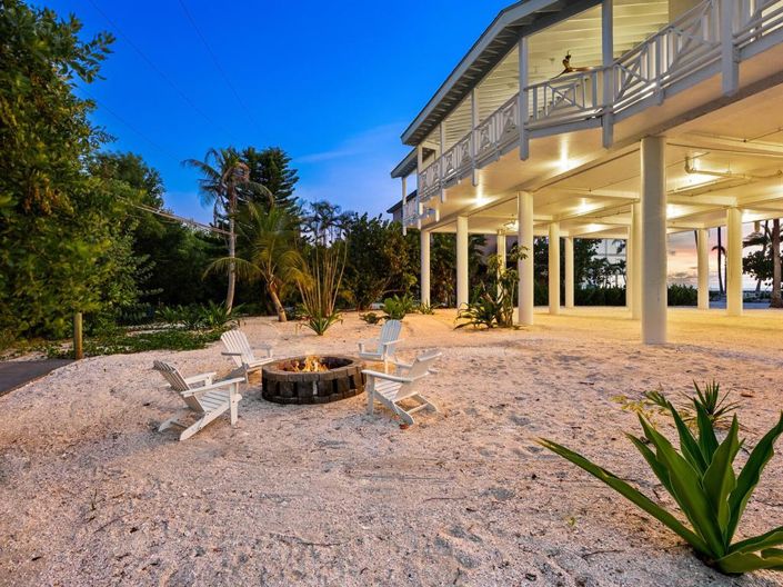 Image No.9-4 Bed Property for sale