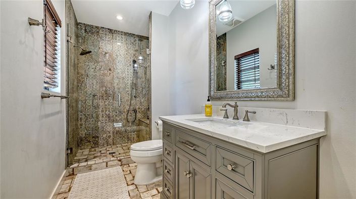 Image No.38-4 Bed Property for sale