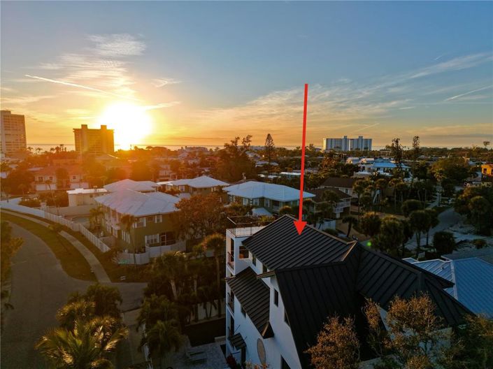 Image No.60-4 Bed Property for sale