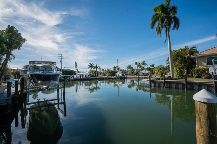 Image No.5-3 Bed Property for sale