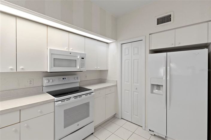 Image No.3-3 Bed Townhouse for sale