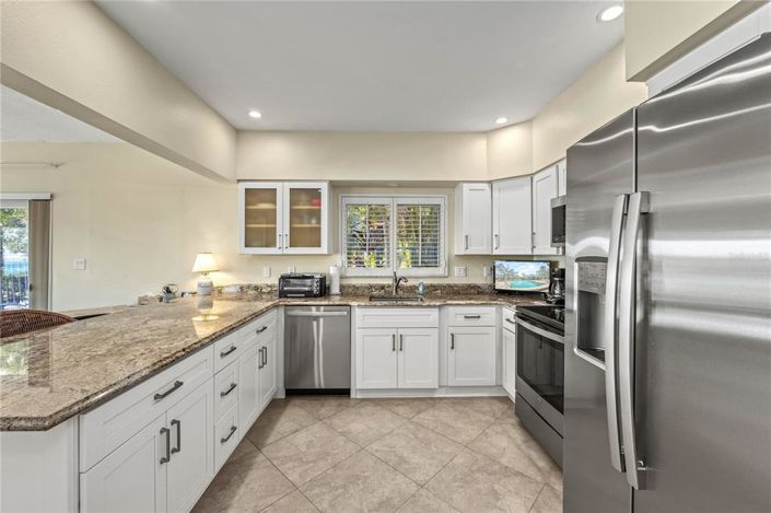 Image No.31-2 Bed Property for sale