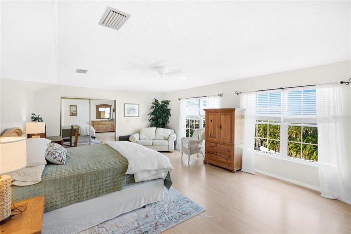 Image No.12-Propriété de 4 chambres à vendre à Holmes Beach