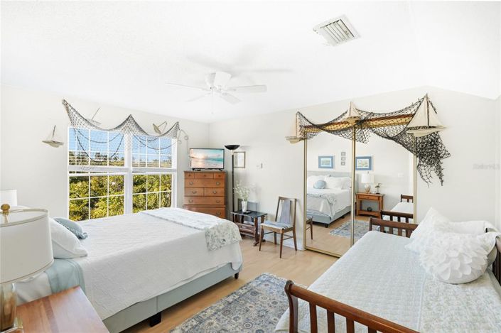 Image No.18-Propriété de 4 chambres à vendre à Holmes Beach