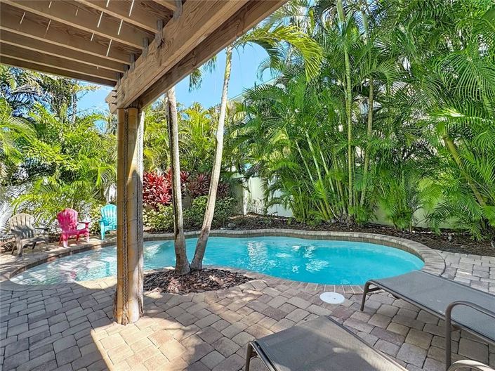 Image No.14-4 Bed Property for sale