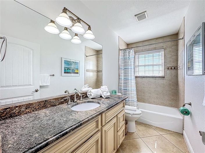 Image No.37-4 Bed Property for sale