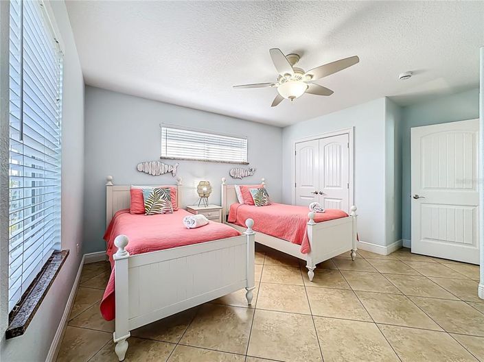 Image No.43-4 Bed Property for sale