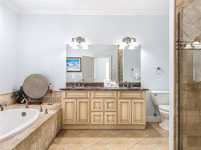 Image No.54-4 Bed Property for sale