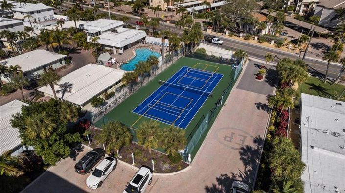 Image No.20-2 Bed Property for sale