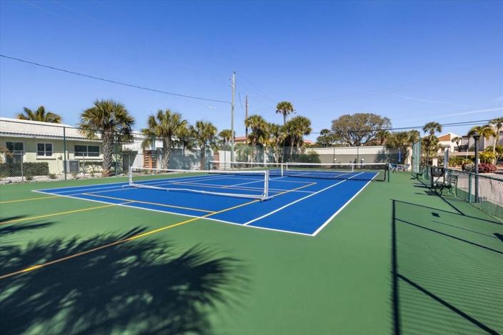 Image No.21-2 Bed Property for sale