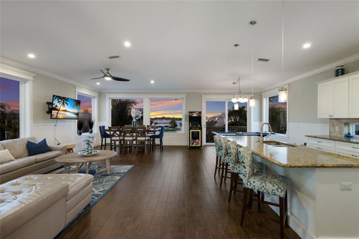 Image No.11-5 Bed Property for sale