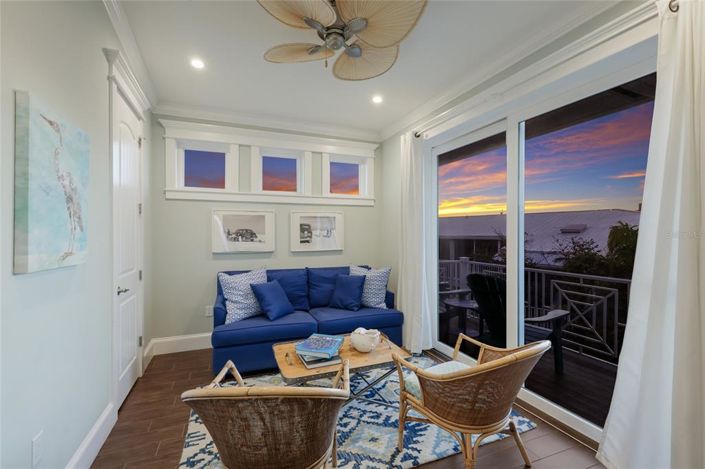 Image No.12-5 Bed Property for sale