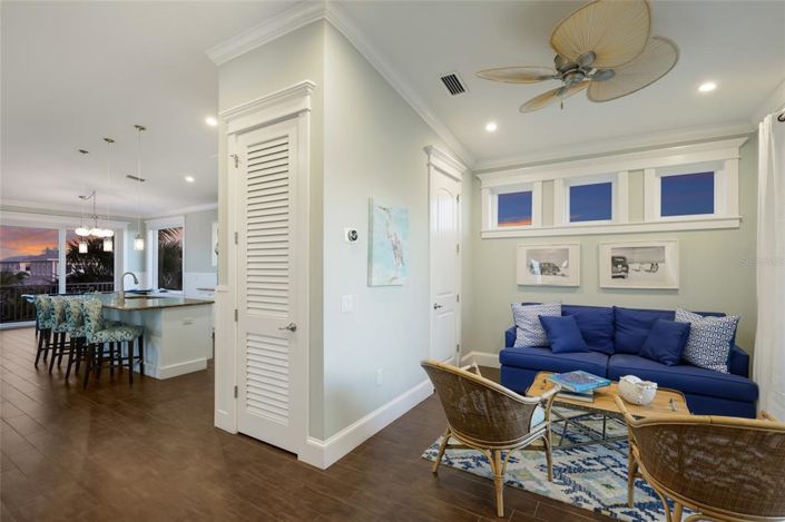 Image No.13-5 Bed Property for sale