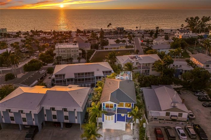 Image No.35-5 Bed Property for sale