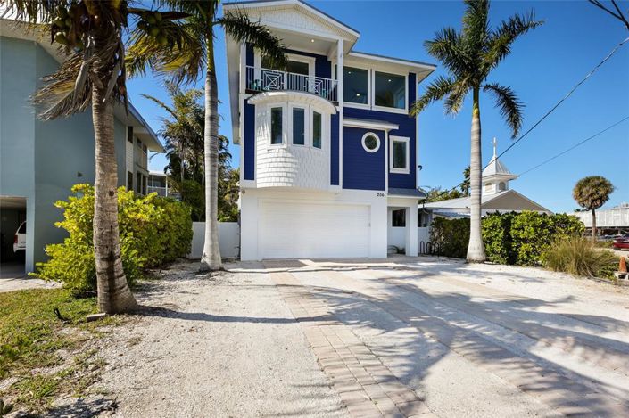 Image No.40-5 Bed Property for sale