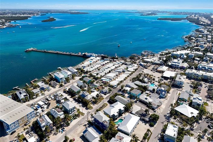 Image No.45-5 Bed Property for sale