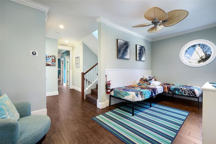 Image No.60-5 Bed Property for sale