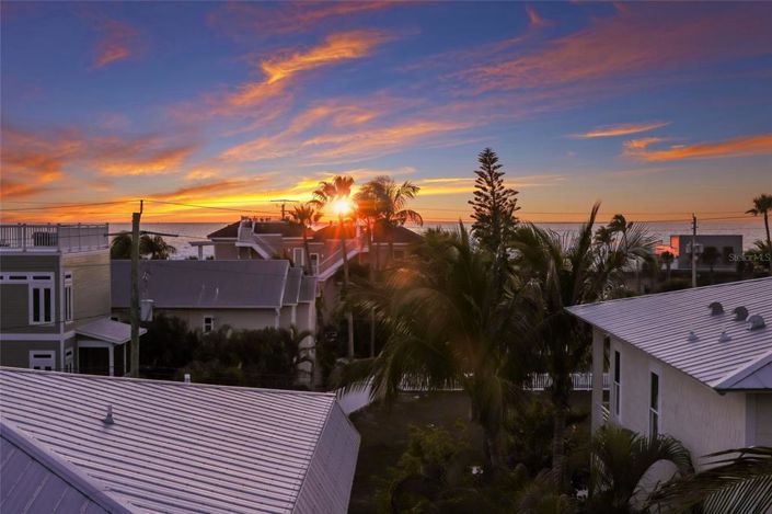 Image No.8-5 Bed Property for sale