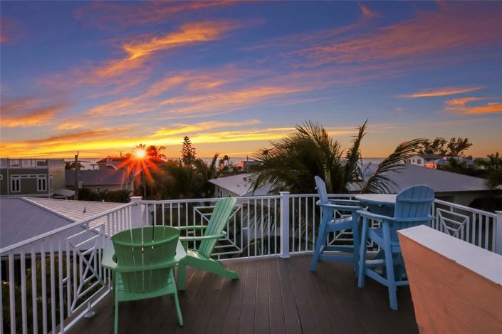 Image No.9-5 Bed Property for sale