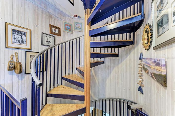 Image No.21-3 Bed Property for sale