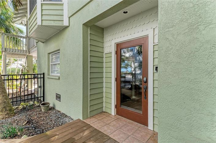 Image No.3-3 Bed Property for sale