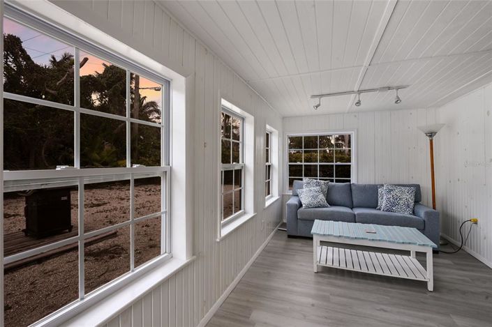 Image No.24-3 Bed Property for sale