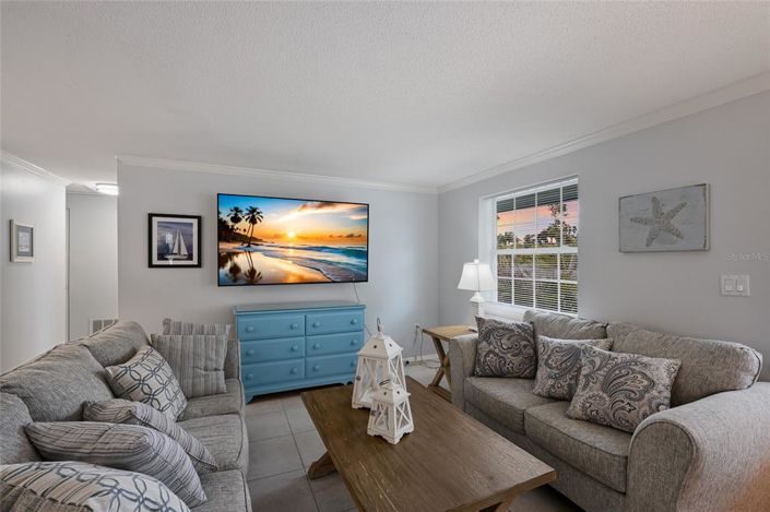 Image No.5-3 Bed Property for sale