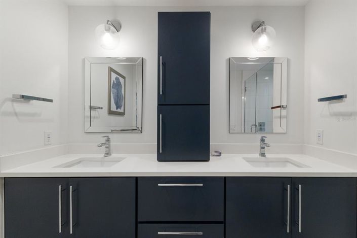 Image No.40-4 Bed Property for sale