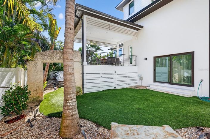 Image No.53-4 Bed Property for sale