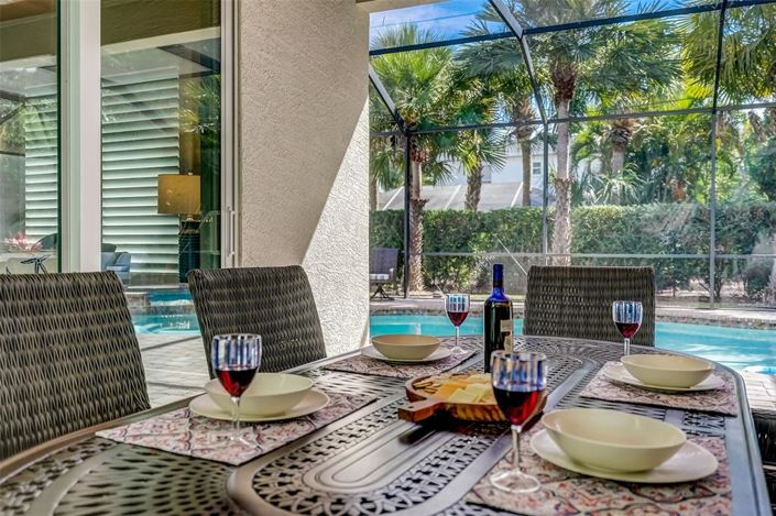 Image No.52-5 Bed Property for sale