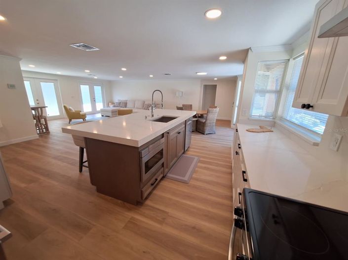 Image No.4-2 Bed Property for sale