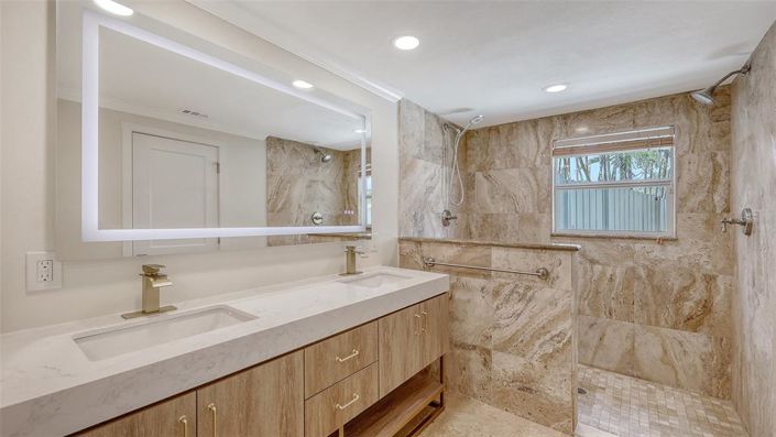 Image No.7-2 Bed Property for sale