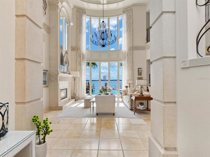 Image No.5-Propriété de 5 chambres à vendre à Sarasota