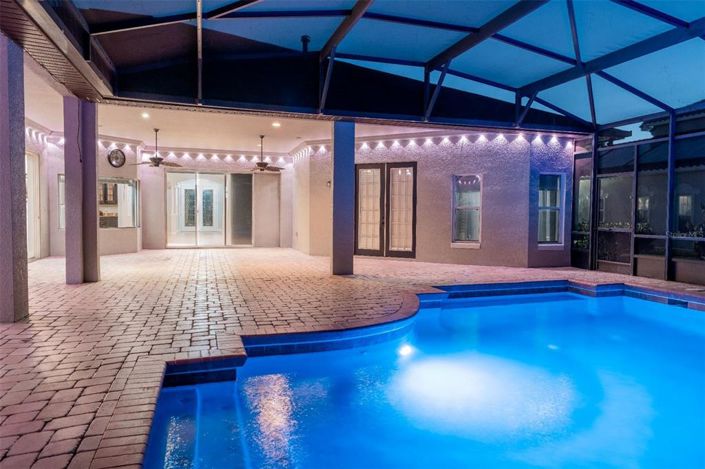 Image No.22-4 Bed Property for sale