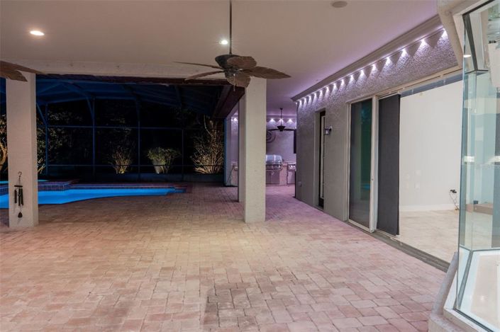 Image No.39-4 Bed Property for sale