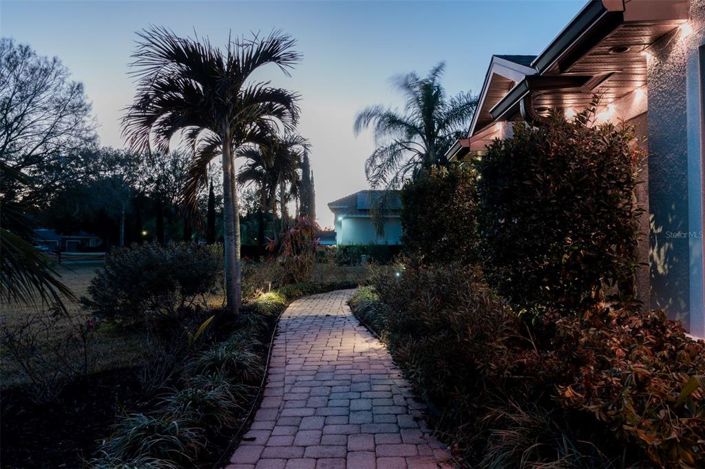 Image No.42-4 Bed Property for sale