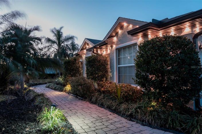 Image No.43-4 Bed Property for sale