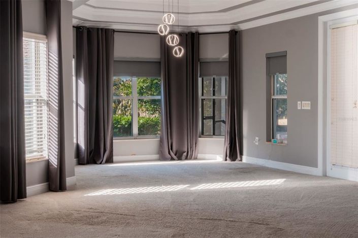 Image No.50-4 Bed Property for sale