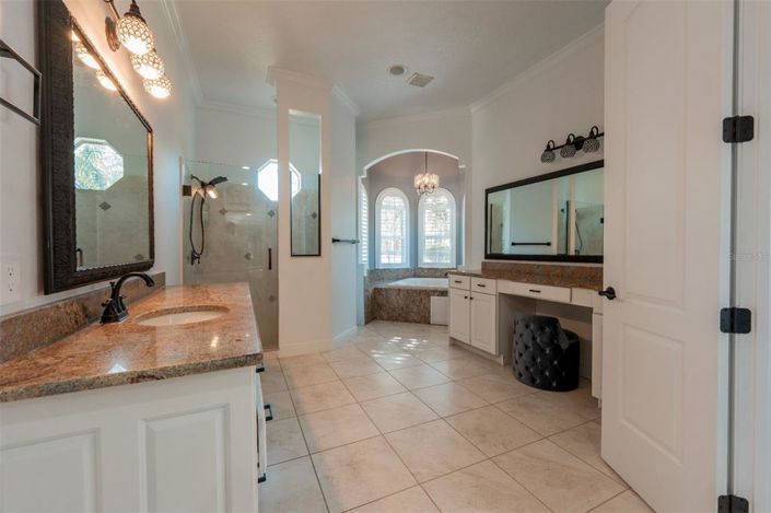 Image No.9-4 Bed Property for sale