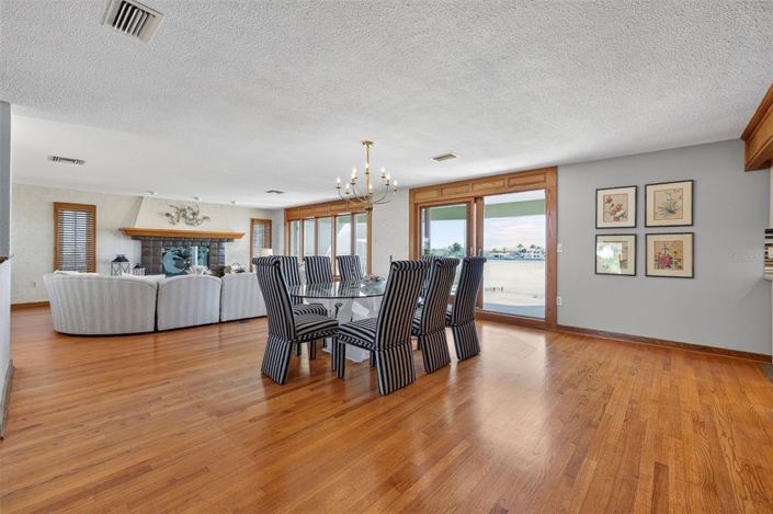 Image No.14-3 Bed Property for sale