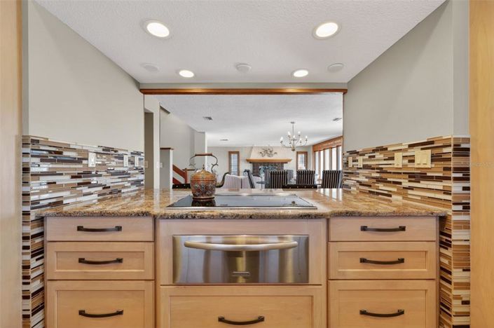 Image No.17-3 Bed Property for sale