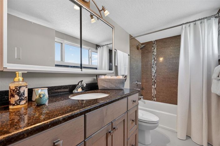 Image No.34-3 Bed Property for sale