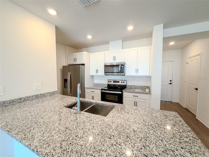 Image No.9-3 Bed Townhouse for sale